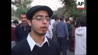 Journalists and students join opposition protests