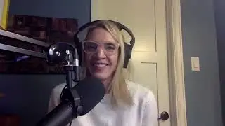 Samantha  chats with Leila Viss