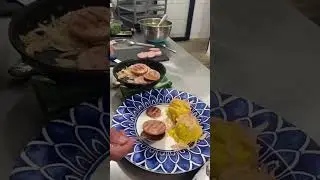 Carbohidratos Nocturnos: Impulsando la Serotonina y la Calma