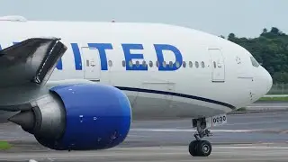 United Airlines Boeing 777-200ER N69020 Landing at Narita 34R