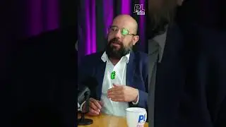 Hino do Impeachment: Banda Os Rea&ccedil;as Bombando no TikTok! #shorts
