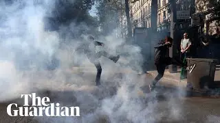 Police deploy teargas on striking protesters in Paris