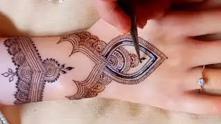 SIMPLE AND STYLISH BACK HAND MEHENDI DESIGN/DULHAN MEHENDI DESIGN 