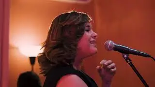 C&oacute;mo Fu&eacute; (Ernesto Duarte Brito) Laura Bonifacio