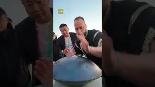 Hungarian artist wows visitors in Dunhuang with flash mob performance