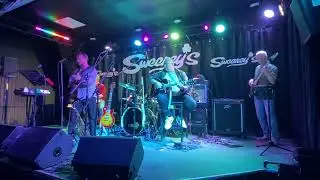 Евгений Бельтюков - Океан Эльзи covers (@ Sweeney's in Philly)