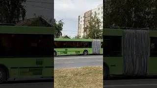 अनोखी बस 😧 Strange Bus #trending #viralshorts #travel #russia #automobile #publictransport #indian