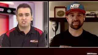 Conner Wade talks with Ricky Stenhouse Jr. on NOS Energy Drink #17 team crew chief change