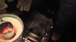 Home foundry crucible failure