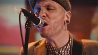 Roughneck Riot - Don't Count Me Out (Official Music Video SB&Auml;M Records 2022)