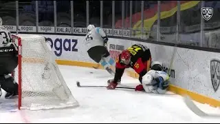 Anttila big hit on Znakharenko