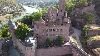 Mit der DJI Mini 2 &uuml;ber Schloss Wertheim und Umgebung