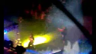 WWE LIVE MEXICO TOUR 2009 carlito & primo colon vs prisless