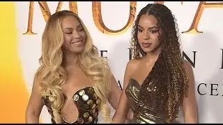 Fans Can&rsquo;t Get Over Blue Ivy and Rumi on Stage with Beyonc&eacute;!