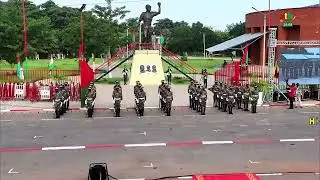 Un cérémonial militaire chaque premier jeudi du mois en mémoire du Père de la révolution burkinabè