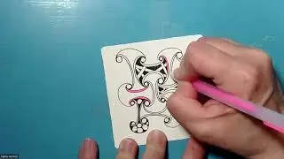 Tangle of the Week 19: Crazy Huggins