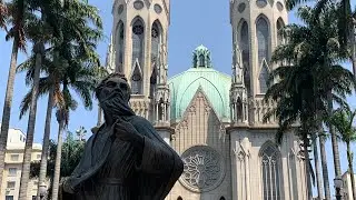 S&atilde;o Paulo Cathedral Sunday Mass