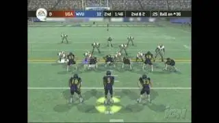 NCAA Football 07 PlayStation 2 Clip - Executing the Option