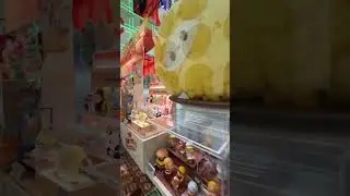 Самый большой Pop Mart в Шанхае &mdash; сможем ли мы найти лабубу?