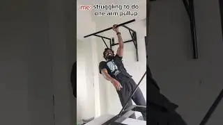 No one can beat her in pullups 😜#calisthenics #viral #motivation #trending #sports #shorts #new #fit