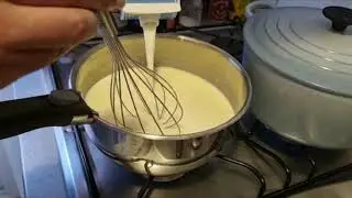 How to cook a BECHAMEL SAUCE also called roux or white sauce ?