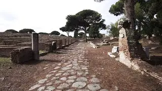 1.8 Il declino di Ostia