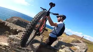 Cornwall cycle on coastal route