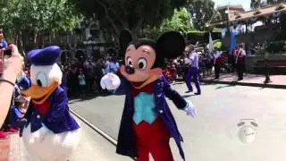 One Minute of Magic -- The Disneyland Band in Town Square FULL SHOW -- Step Into the Magic