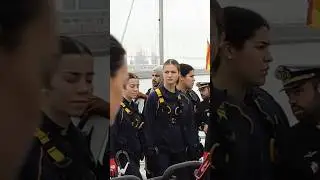 Crown queen of Spain Leonor de borbon #princesaleonor #navy #spanishroyalty