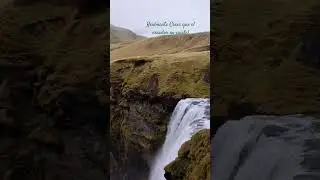 Da. gracias a Dios, porque el creador si existe..
