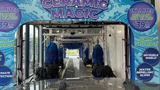 (4K60fps) Florida&rsquo;s Express Car Washes: Tidal Wave Auto Spa - Ocala on SW College Road