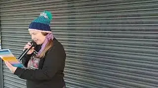 Street Evangelism attempt during the Christmas season 