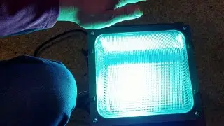 Hubbell HID Outdoor Commercial Light Teardown & Discussion