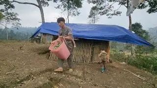 found the youngest boy who lost his way while looking for food