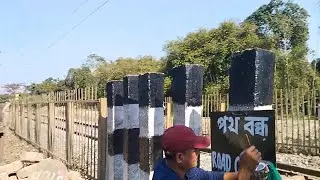 Train crossed mein road block 😭jaa nehi paye hum log 