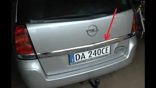 Jak zdemontować listwę chromową/ozdobną z klapy - Opel Zafira, Astra