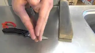 純三河白名倉 sharpens out a razor edge.
