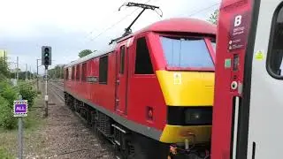 (HD) DB Cargo 90028 departs Stevenage heading for Newark North Gate - 30/5/19
