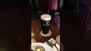 A Delicious Traditional #irish #pub meal in #dublin - with #guiness #beer and #hot #whiskey #whisky