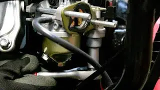 7.  Cleaning carburettor sediment bowl cap on snowblower | Meec Tools 006294 3.8KW 60cm