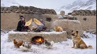Surviving the Freezing Mountains of Afghanistan | Traditional Bread Baking