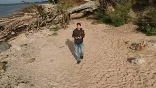 Drohnenflug an der Steilküste