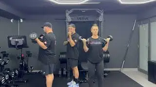DB Bicep curls