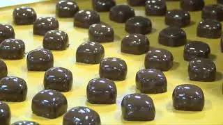 Beef on weck, sponge candy, and wings: traditional Buffalo foods people crave