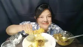 Deshi chicken masala with rice.