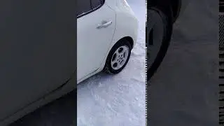nissan leaf e-4wd
