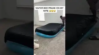 Я ПРЕВРАТИЛ НАШ НАДУВНОЙ МАТРАС В РОЗЫГРЫШ НАД СВОЕЙ ЖЕНОЙ У БАССЕЙНА 🤣🤣 #шорты