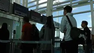 (4k) バンコク行き　大量連打！  JAL 国際線 ダイアモンド優先搭乗  Oneworld Emerald Gate sound /Zoom Q2n-4K