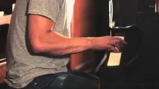 Tim Stop - When I Look at You  (Live at I.V. Labs)