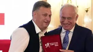 Plaketa Večernjih novosti za nesebičnu pomoć deci, starima i siroma&scaron;nima